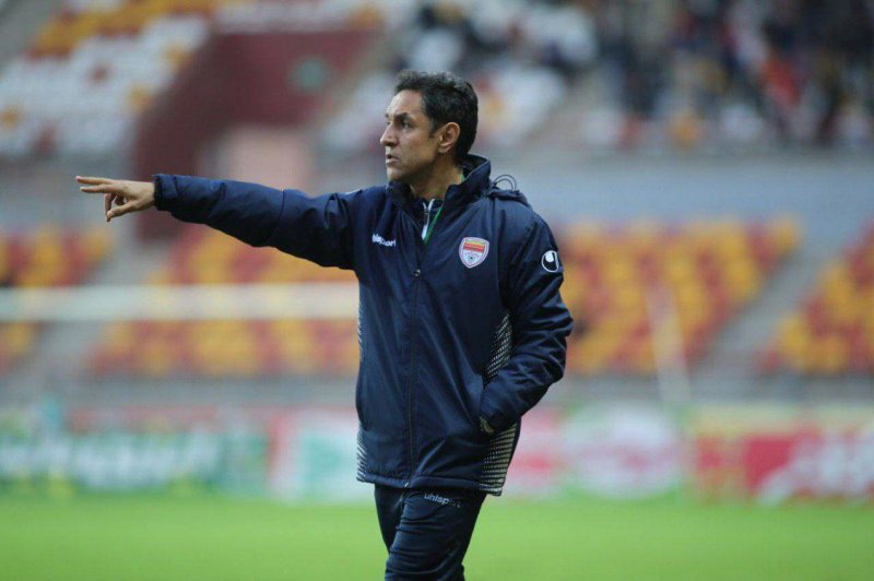 پاسخ مربی فولاد به اعتراض جمیها: پنالتی؟ خطا هم نبود