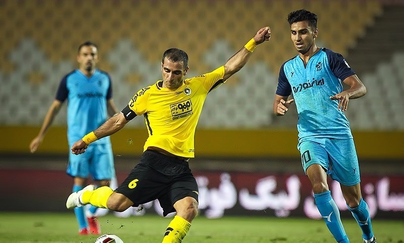 مهدیزاده: رفتار ناشایستی با امیرقلعهنویی شد