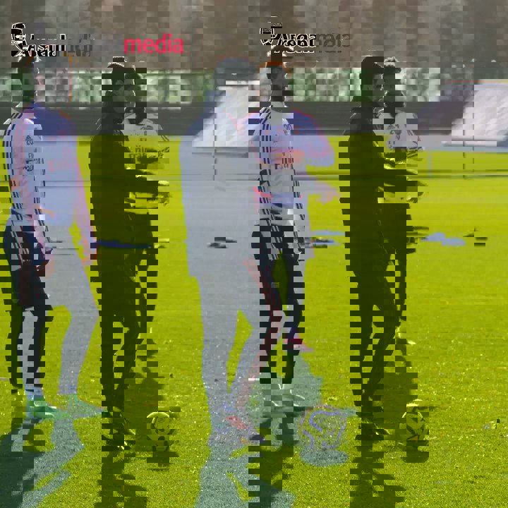 1463436