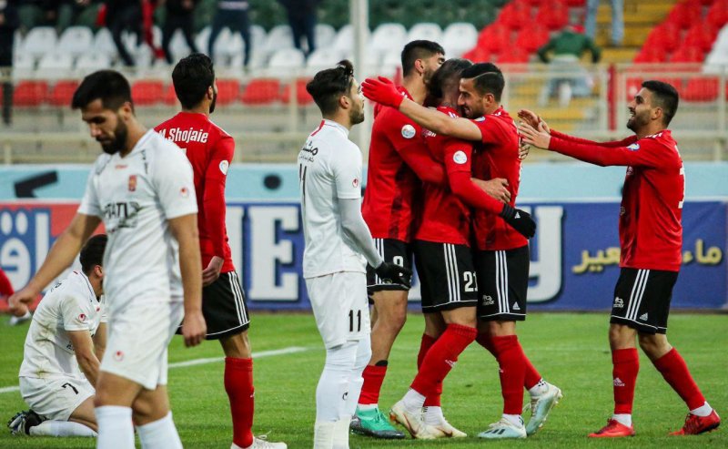 نماینده تبریز: فدراسیون هواداران را دلسرد میکند