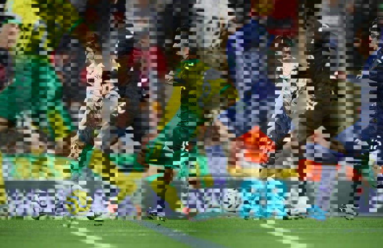 1464772