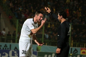 گولسیانی عامل شکست سپاهان شد!