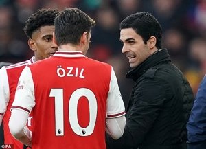 واکنش اوزیل به پیروزی درخشان آرسنال بر منچستر
