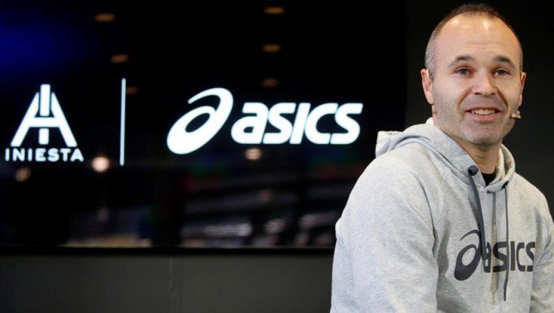 استقبال اینیستا از مربی‌گری در کنار ژاوی