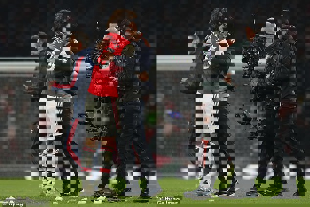 1468493