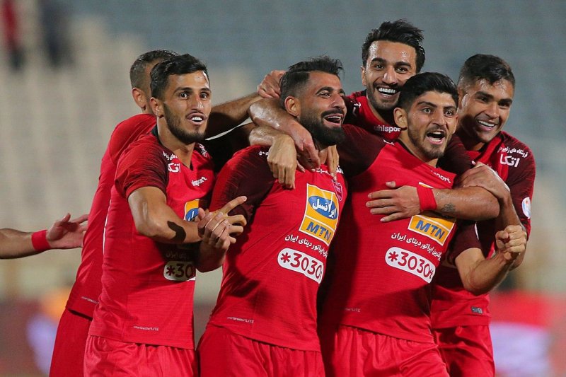 کیت ویژه پرسپولیس از دبی میآید