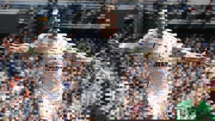 1471592