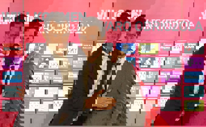 1471689
