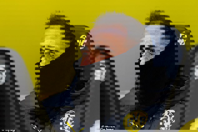 1472704