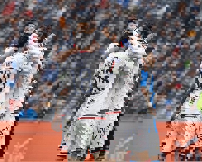 1472861