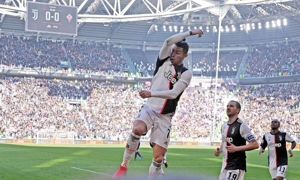 ایتالیا زیر پای CR7؛ چشمک رونالدو به کفش طلا(عکس)