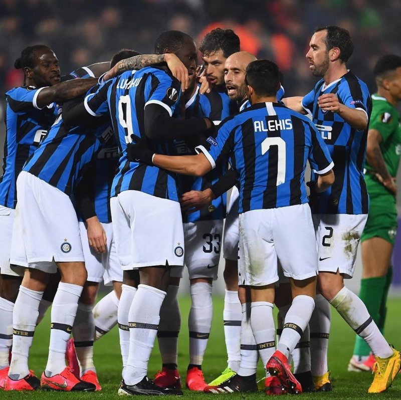 ستارههای اینتر، ایتالیا را به دلیل کرونا ترک کردند