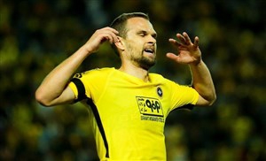 هافبک سپاهان از مجارستان به ایران بازگشت 