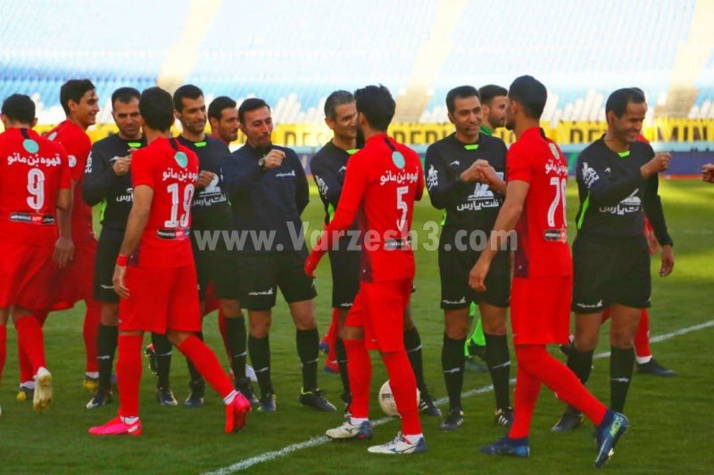 دلیل تاخیر سپاهان در خروج از هتل را نمیدانیم