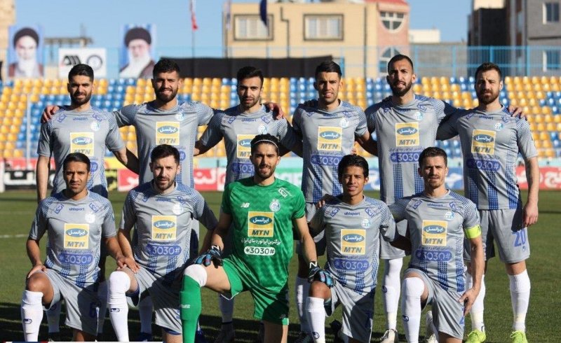 تیم بدون زمین تمرین و مدیر، جام نخواهد گرفت