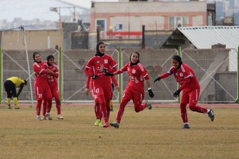 پایان بلاتکلیفی؛ هتتریک بمیها در قهرمانی