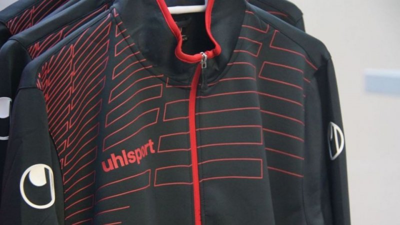 واکنش آلاشپورت به فروش غیرمجاز پیراهن هواداری