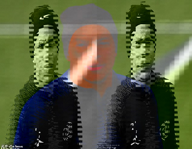 1484407