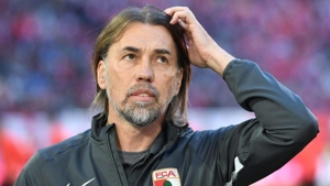 رسمی: آگزبورگ مارتین اشمیت را اخراج کرد