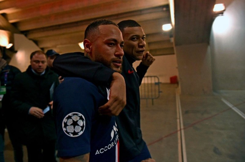 اشکهای نیمار در پارک دو پرنس(عکس)