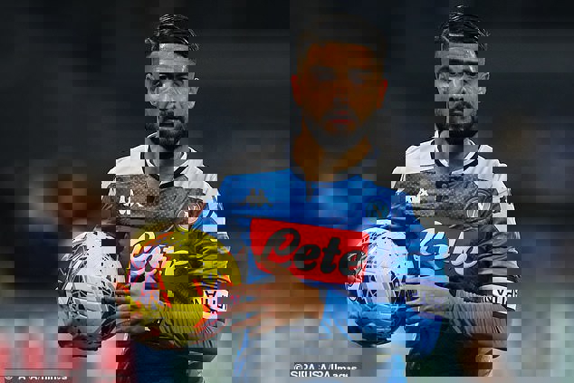 سبک بازی ساسولو شبیه به بارسلونا بود!