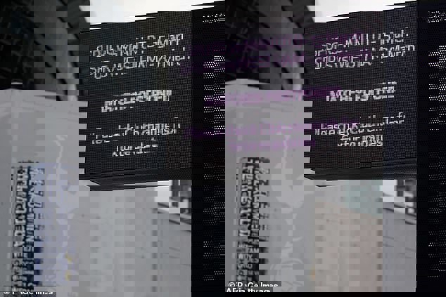 1487413