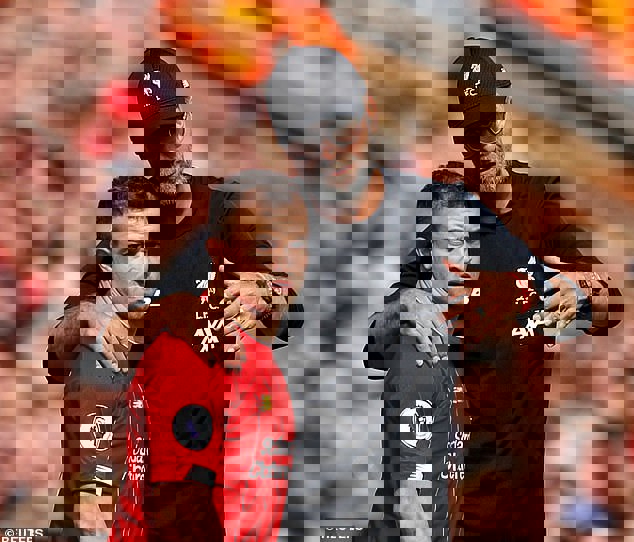 1487994