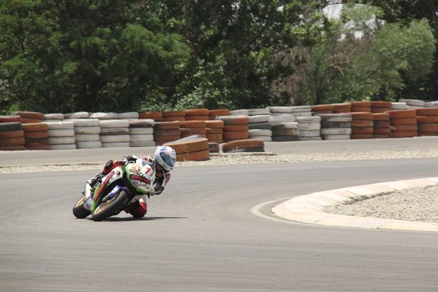 اکبری: به‌دنبال آموزش رایگان موتورسواری هستم