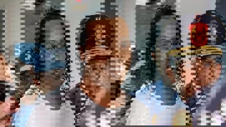 رونالدینیو همسایه لیونل مسی می شود