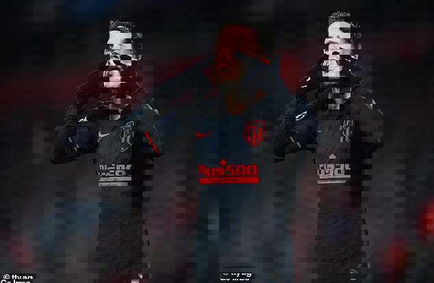 لیورپول- یونایتد؛ مقصد هافبک اسپانیایی کجاست؟