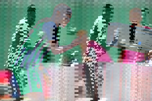 رقابت مهاجم آنگولایی برای گرفتن جای مهدی طارمی