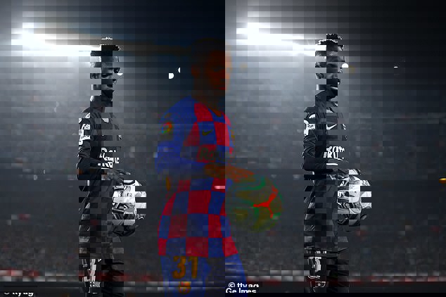 پاسخ رد بارسا به پیشنهاد 100 میلیونی برای فاتی