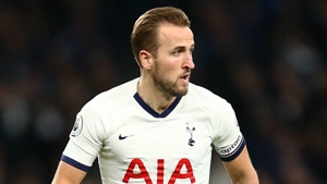 هری کین در میدان؛ انگلیس به مورینیو گوش نمی‌دهد