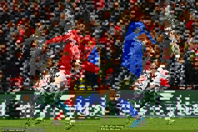 کری‌خوانی آبی‌های لیورپول برای قرمزهای لیورپول