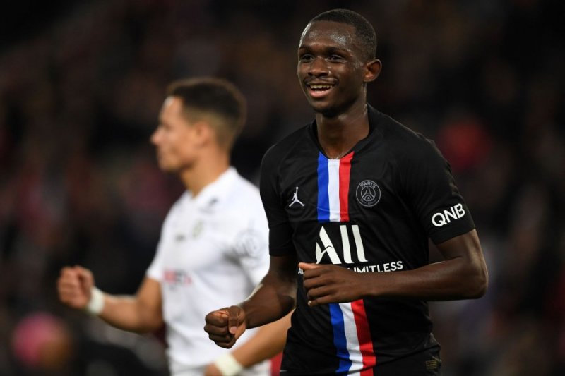 اولین خرید مهم بایرن؛ ستاره‌ای از PSG