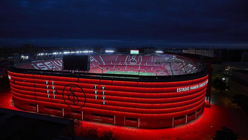 باشگاه بارسلونا و ارائه سه پیشنهاد متفاوت به هواداران