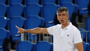 خشم سرمربی سوسیداد از "تصمیمهای دلبخواهی" داور