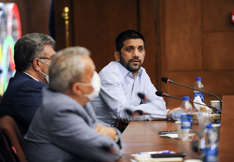 واکنش دبیر به ماجرای طلای المپیکی کمیل قاسمی