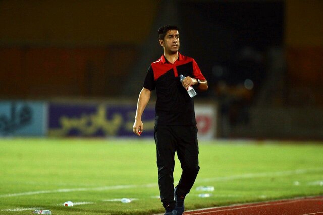 کریمیان: اتفاقات نادر میتواند مانع قهرمانی پرسپولیس شود