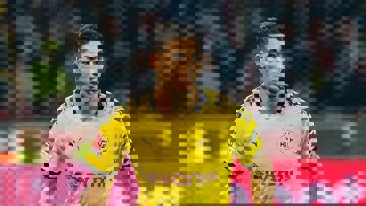 خداحافظی احساسی اشرف حکیمی با دورتموند