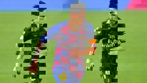 یک نامه عجیب؛ لباس لیونل مسی در موزه ناسا! (عکس)