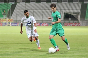 شکایت ذوب آهن از داور بازی با ماشین سازی