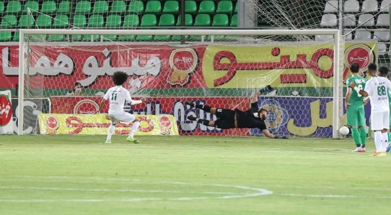 اسماعیلی: داور نتیجه بازی با ماشینسازی را تغییر داد !