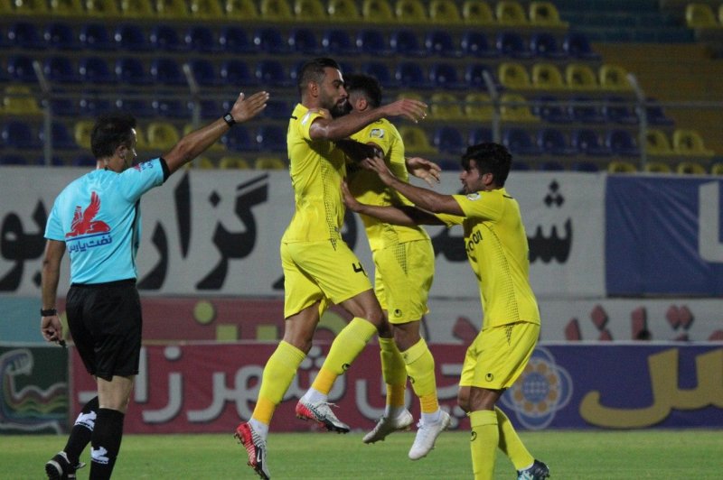 پارسجنوبی 2- شهرخودرو 1؛ تیم 10 نفره بیدفاع بود!