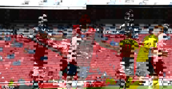 آرسنال 3 - 2 واتفورد؛ لباس جدید خوش یمن بود!