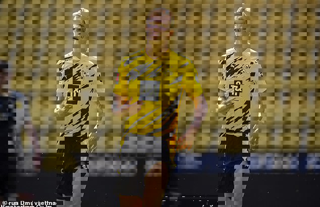 1515557
