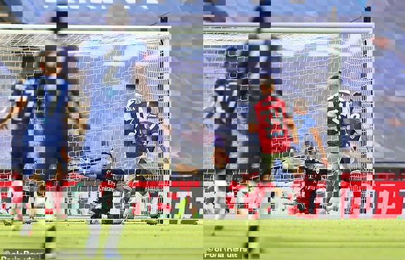 1516025