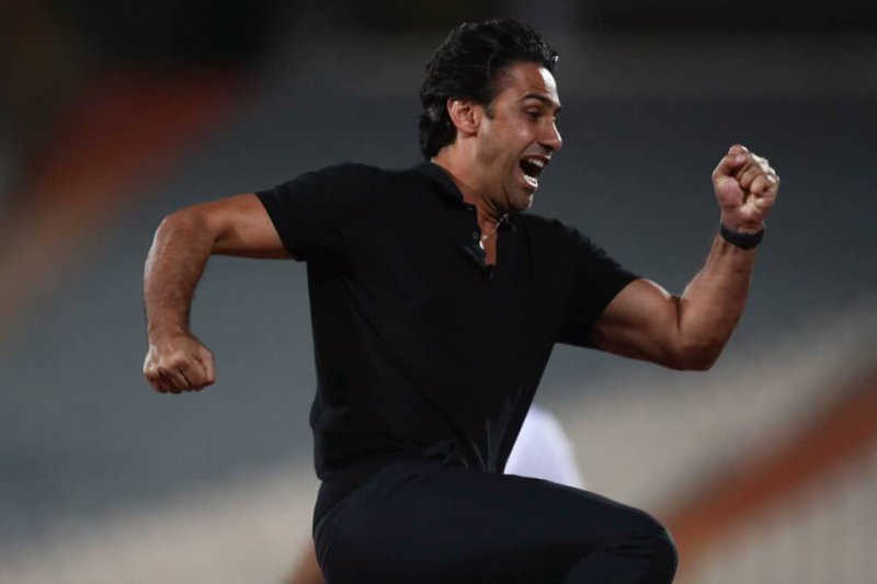 قسمت دوم مشتهای گره کرده، با بازی فرهاد مجیدی