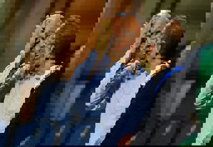 1516261