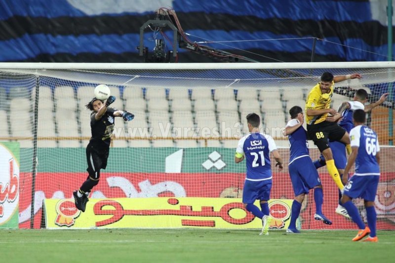 سوال مهم باشگاه ها؛ قانون نقض میشود یا نه؟